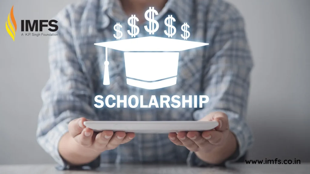 How to Get Scholarships to Study Abroad After 12th for Indian Students